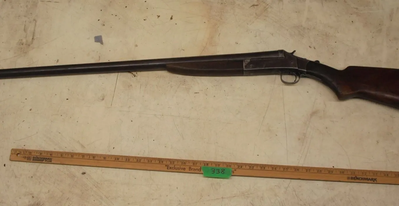 Harrington & Richardson Co. Single shot 12GA. SER: 26245 *PAL Required*