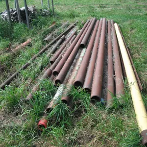large lot of steel piping - most 4.5", longest are 20ft - buyer responsible for loading