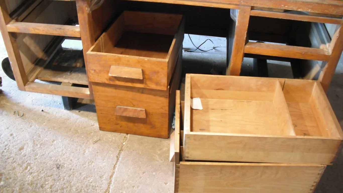 large wooden desk w/ drawers - drawers stick, 59"x30"x30"H
