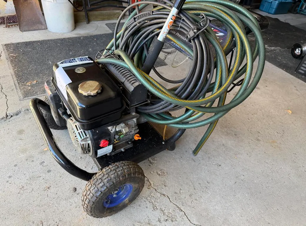 Simoniz 3200 PSI Gas Pressure Washer