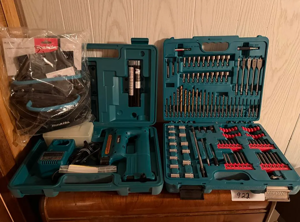 Makita Cutter and Drill/Bit Set