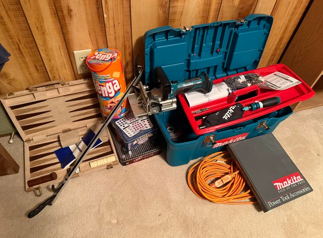 Makita Cordless Plate Joiner, Games & Cord