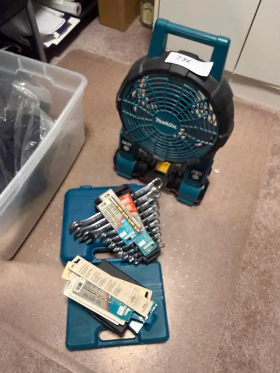 Makita Fan and Driver Bit Sets & Husky Wrenches
