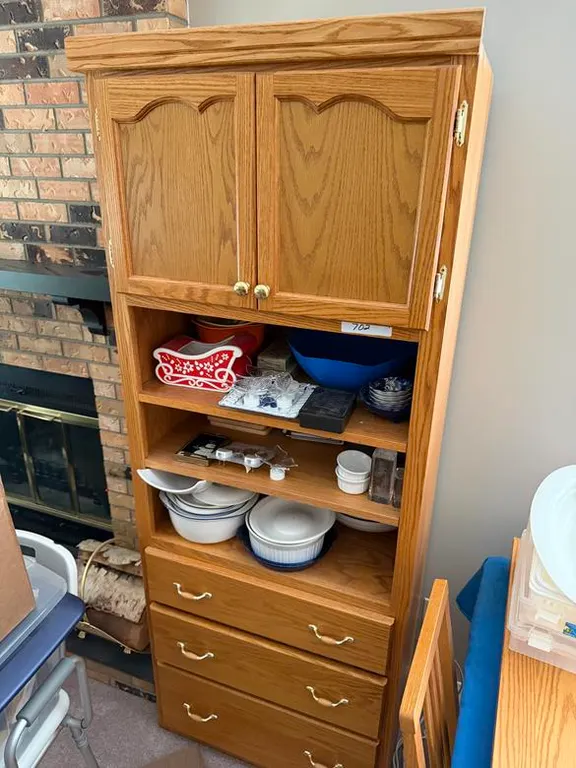 Oak Style Cupboard Display (30"x20"x79"H)