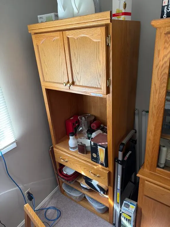 Oak Style Cupboard Display (30"x20"x79"H)