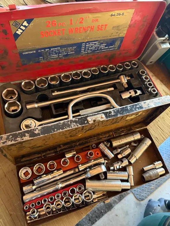 (2) Socket Wrench Set and Sockets (Partials)