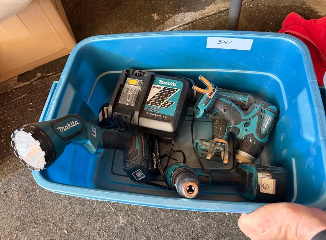 Tub of Makita Various Components