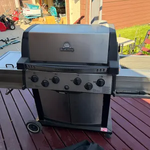 Broil King Sovereign XL Propane BBQ (56,000 BTU)
