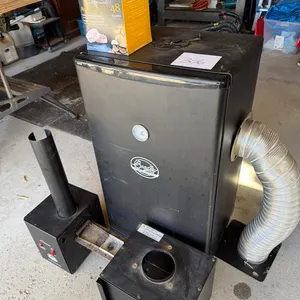 Bradley Smoker Model BTIS1
