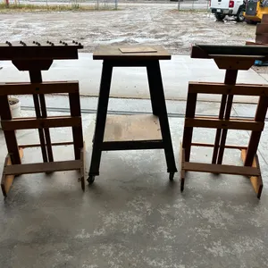 (3) Stands