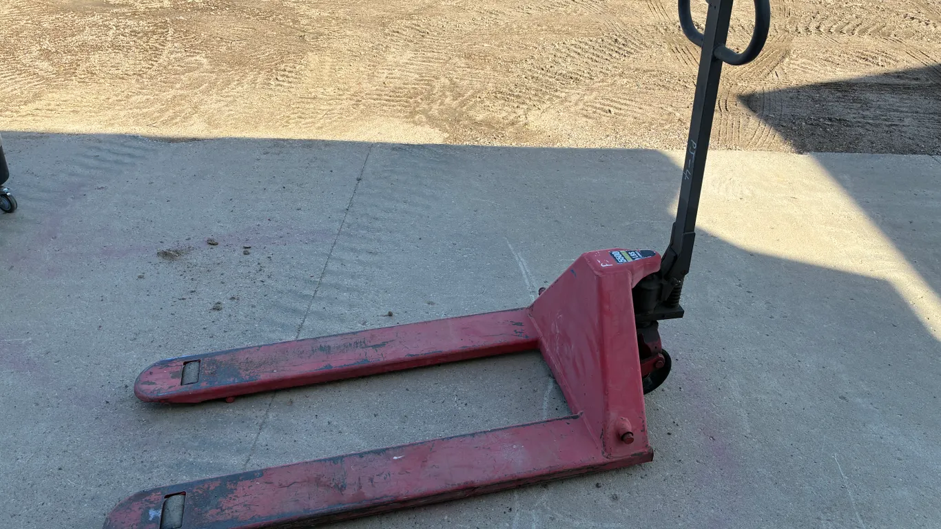Johnson Pallet Jack 5500 Pound