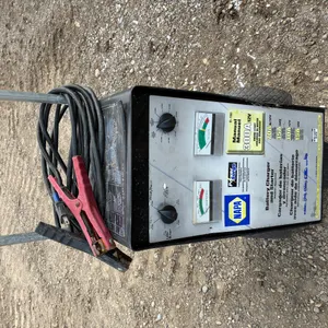 NAPA Battery Charger