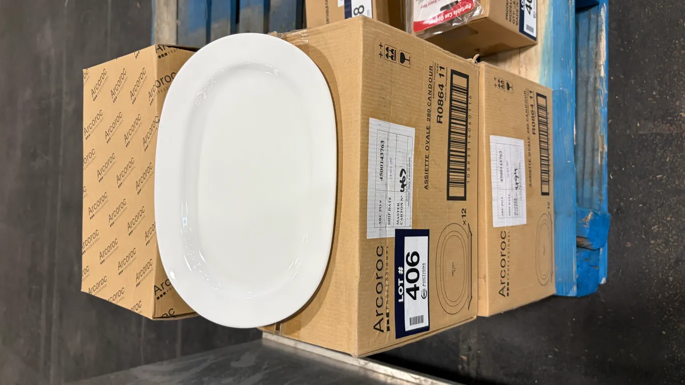 4 CASES OF CANDOUR WHITE 10-3/4" X 7-2/8" PLATTERS, ARCOROC R0864, 12 PER CASE - NEW