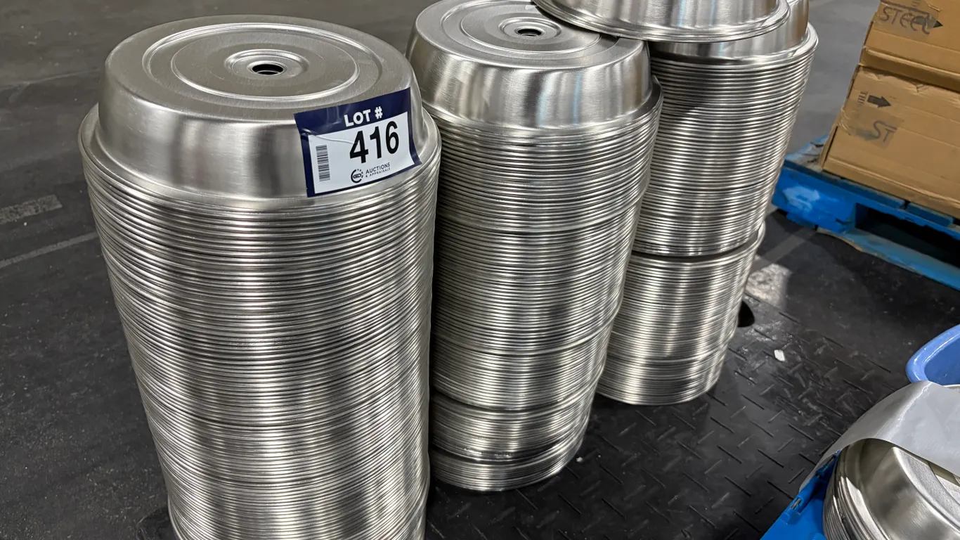 LOT OF APPROX. (300) VOLLRATH 62309 STAINLESS STEEL DOME PLATE COVERS FOR 10-3/16" TO 10-1/4" PLATES