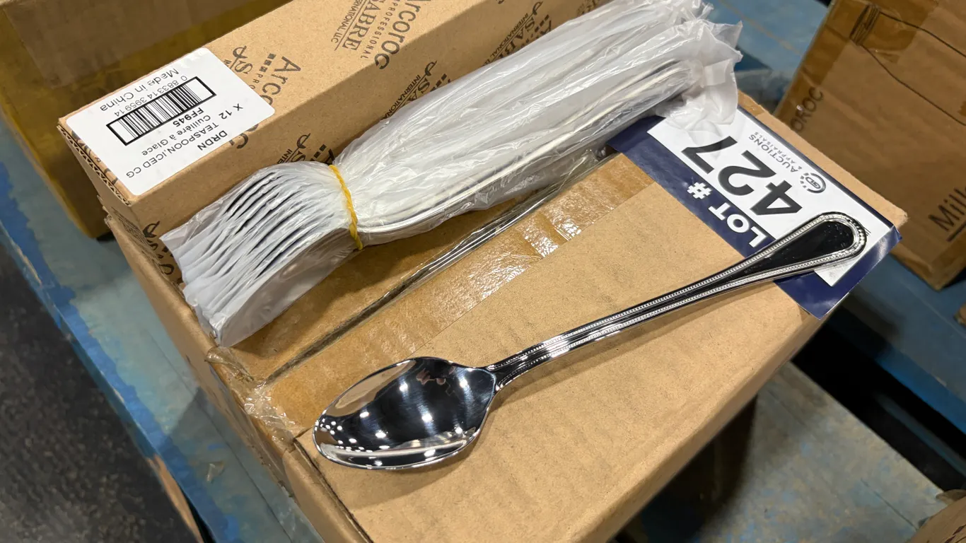 CASE OF SABRE TEASPOONS, 144/CASE, ARCOROC FF945 - NEW