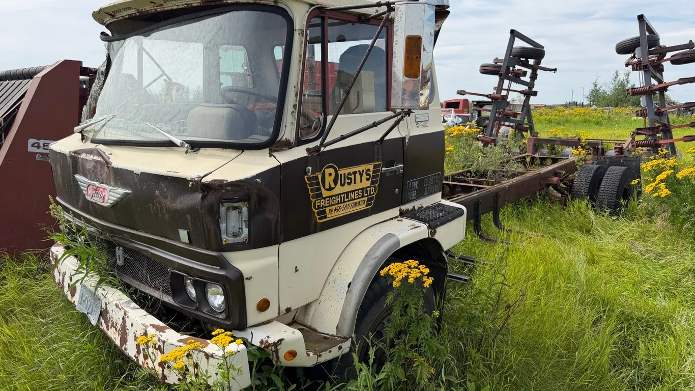 Hino Cab & Chasis Truck, Diesel **THIS LISTING FOR ADVERTISING PURPOSES ONLY - NO WEBCAST BIDDING AVAILABLE - SOLD LIVE ON-SITE ONLY**