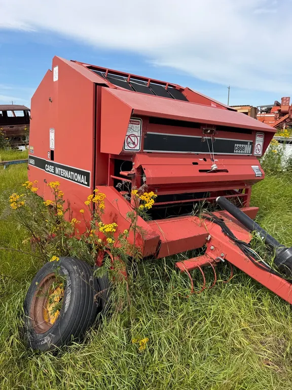 Case IH 8480 Soft Core Belt Round Baler, 1000 pto **THIS LISTING FOR ADVERTISING PURPOSES ONLY - NO WEBCAST BIDDING AVAILABLE - SOLD LIVE ON-SITE ONLY