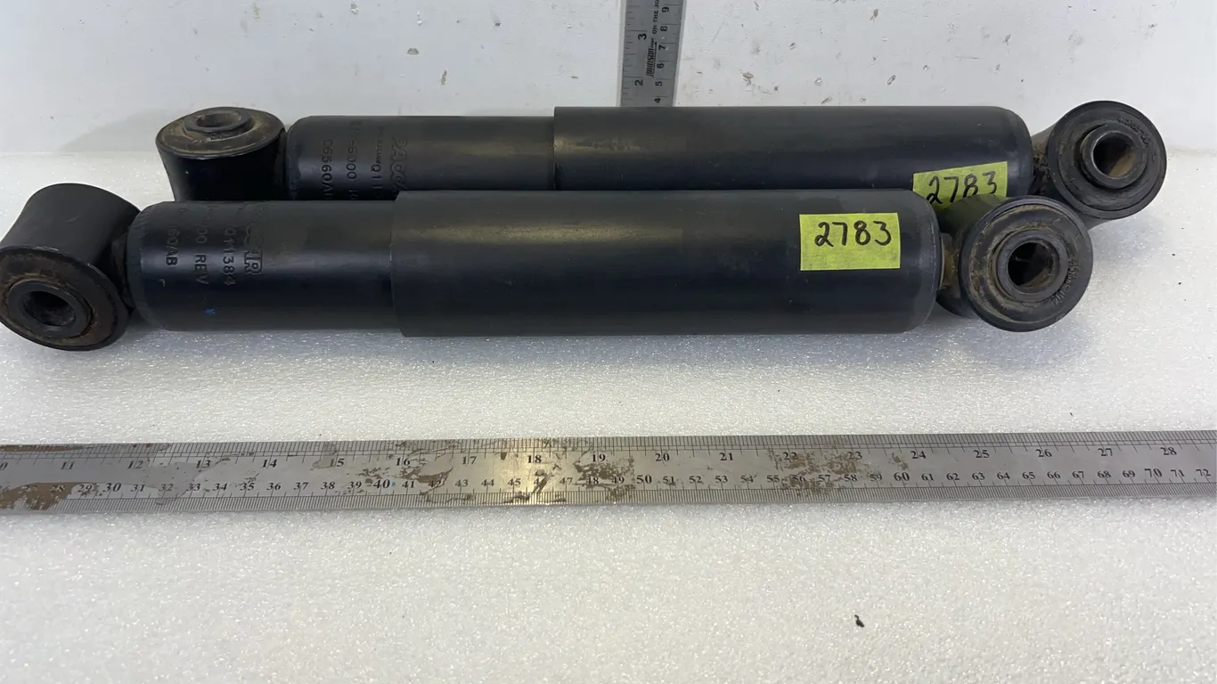 2 - Paccar Shock Absorbers, approx. 20" *Unreserved*