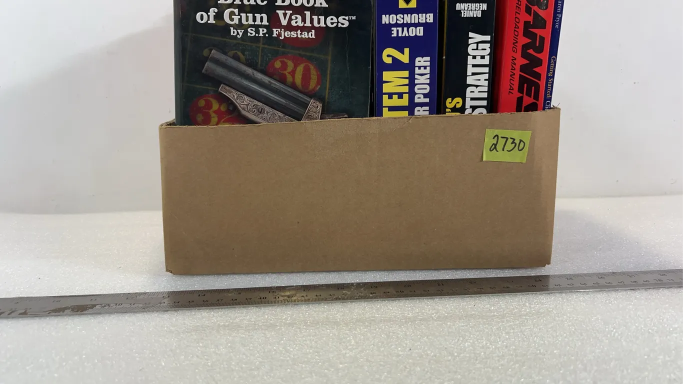1 - Box of Assorted Books on Firearms, Reloading and Poker, approx. 11 Units *Unreserved*