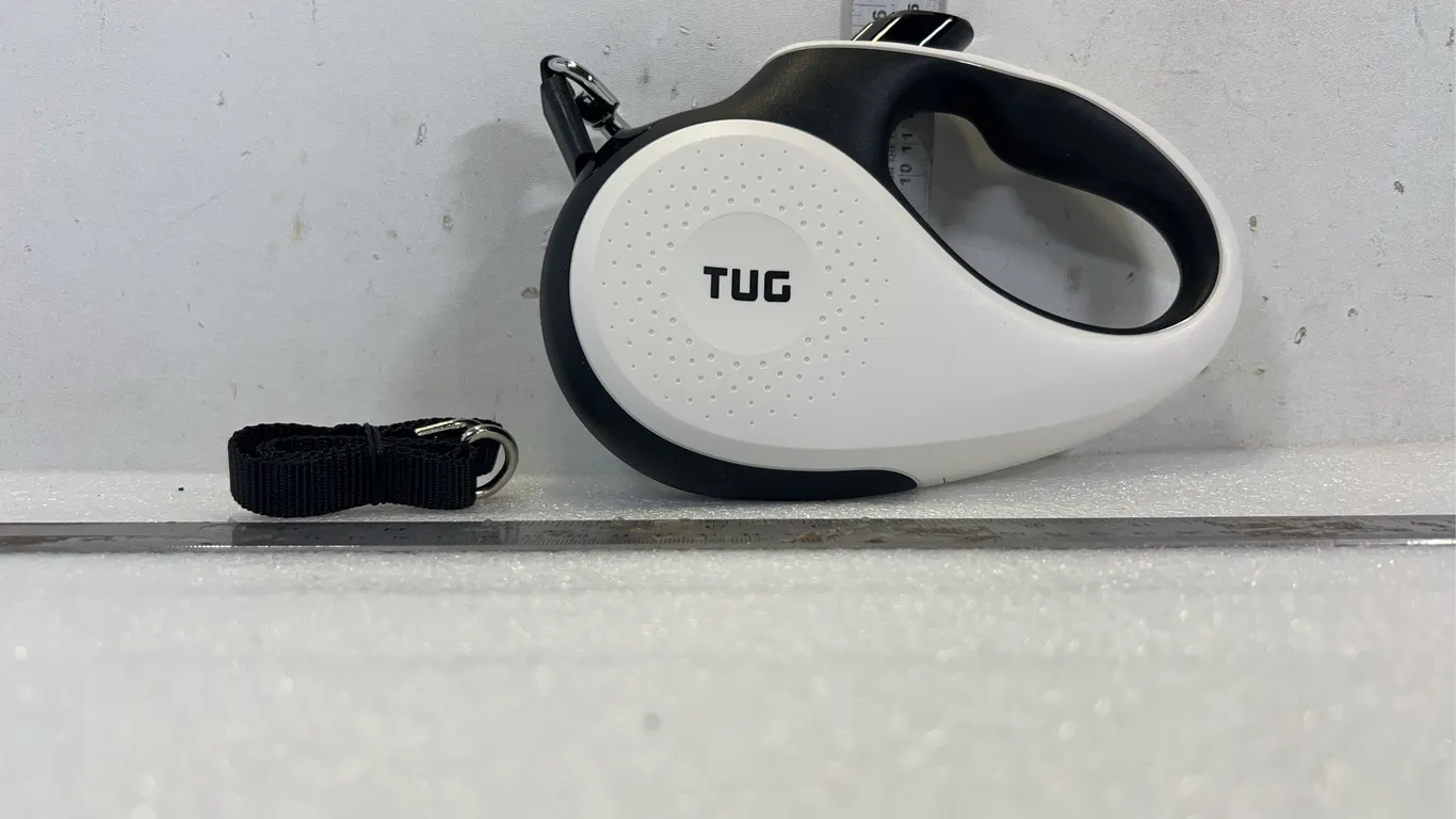 Tug Retractable Dog Leash *Unreserved*