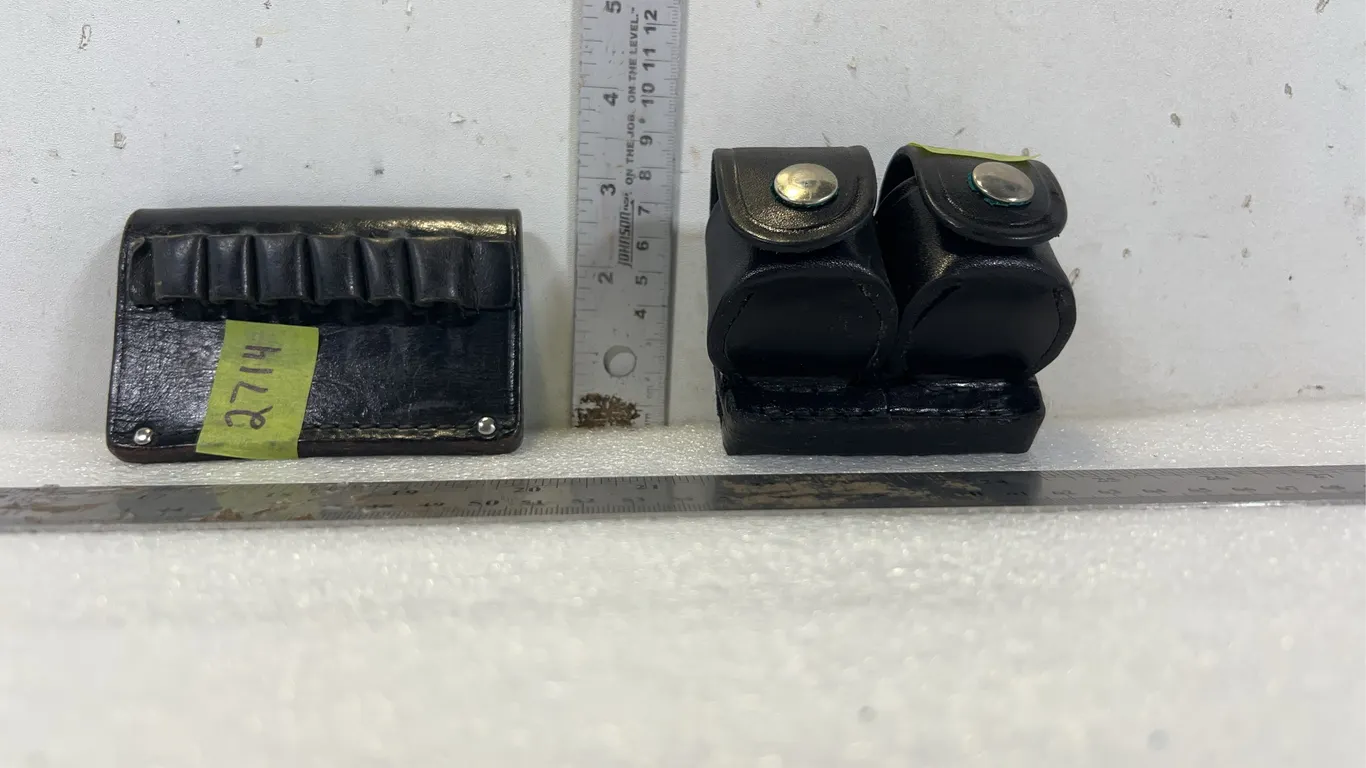 Speed Loader Holder, Holds 2 Loaders *Unreserved*