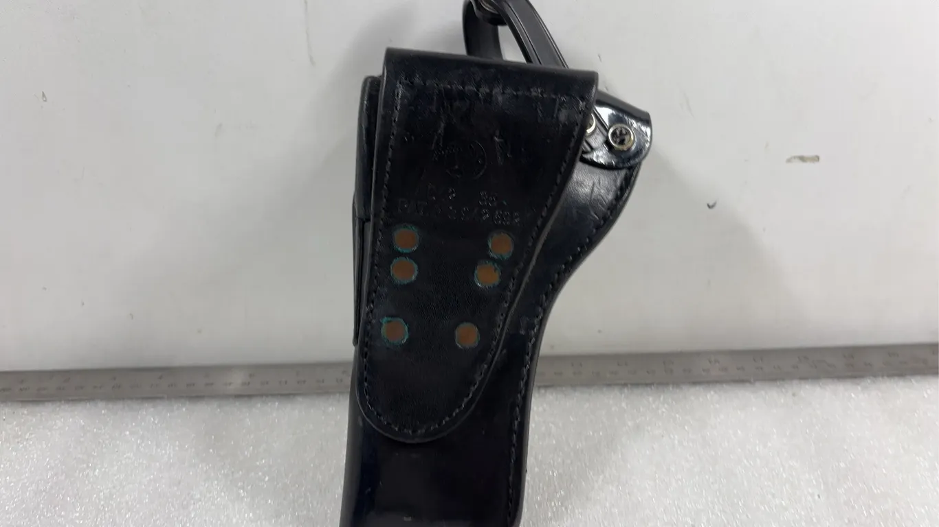 Pistol Holster *Unreserved*
