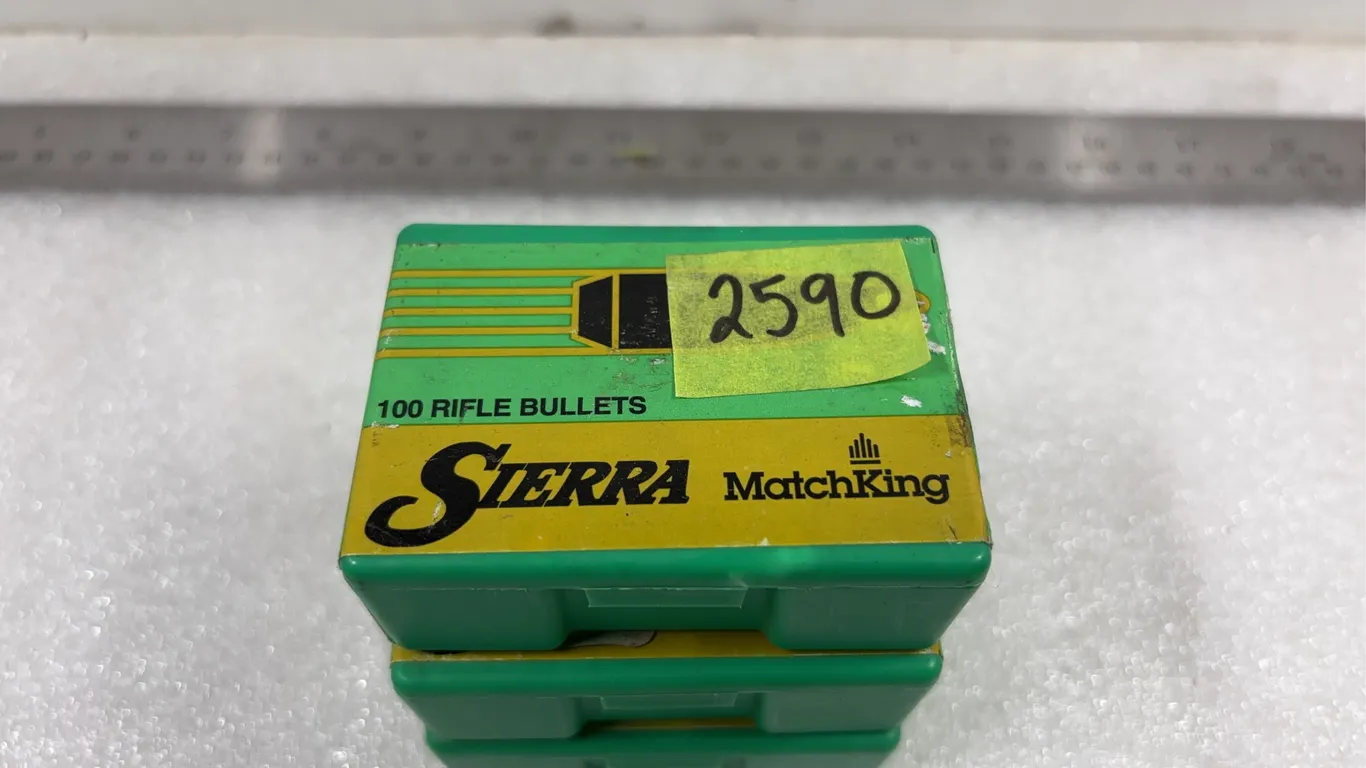 3 - Boxes Sierra Match King reloading projectiles, approx. 300 rds *Unreserved*