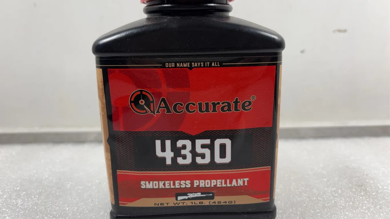 1 - Bottle Accurate 4350 Smokeless Propellant Approx. 454 grams ( 1 LB ) *Unreserved*