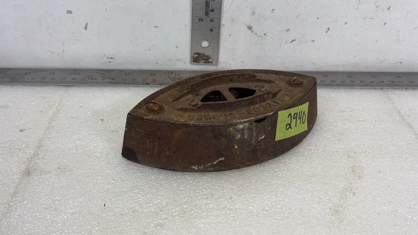 Vintage No.2 Sad Iron *Unreserved*
