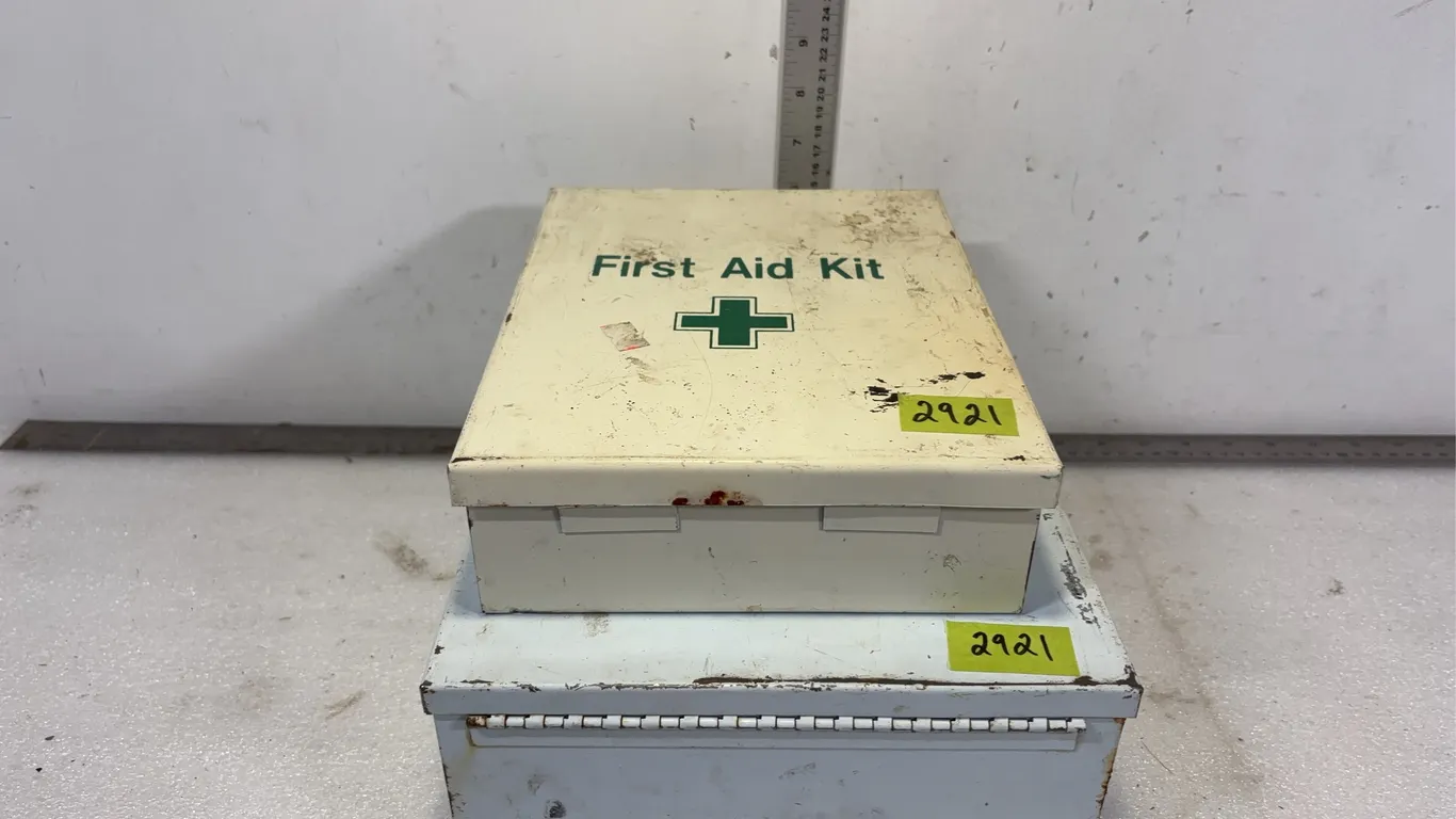 First Aid Kits, approx. 2 pce, 10" x 8" and 9" x 12" *Unreserved*