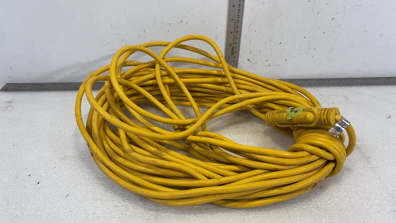 Extension Cord, approx. 20ft *Unreserved*