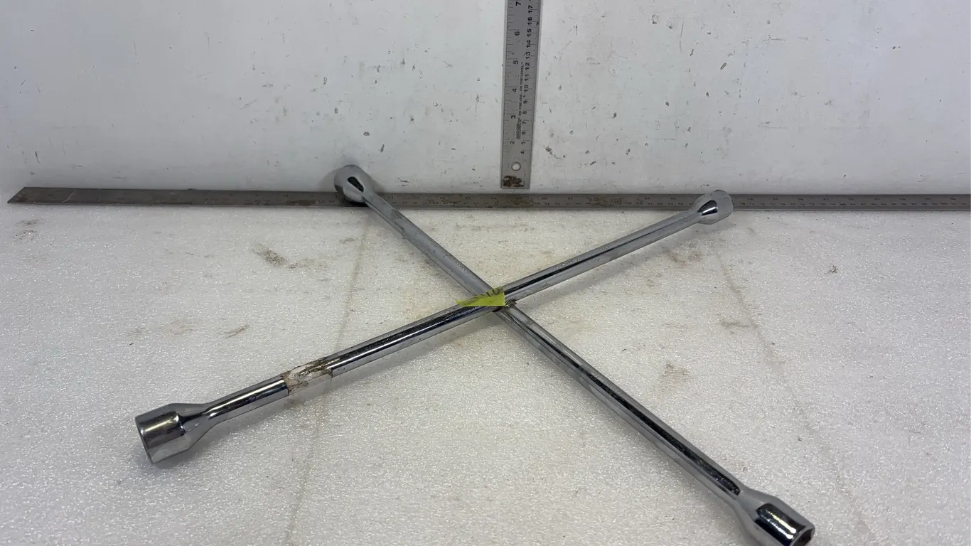 4 Way Lug Wrench *Unreserved*