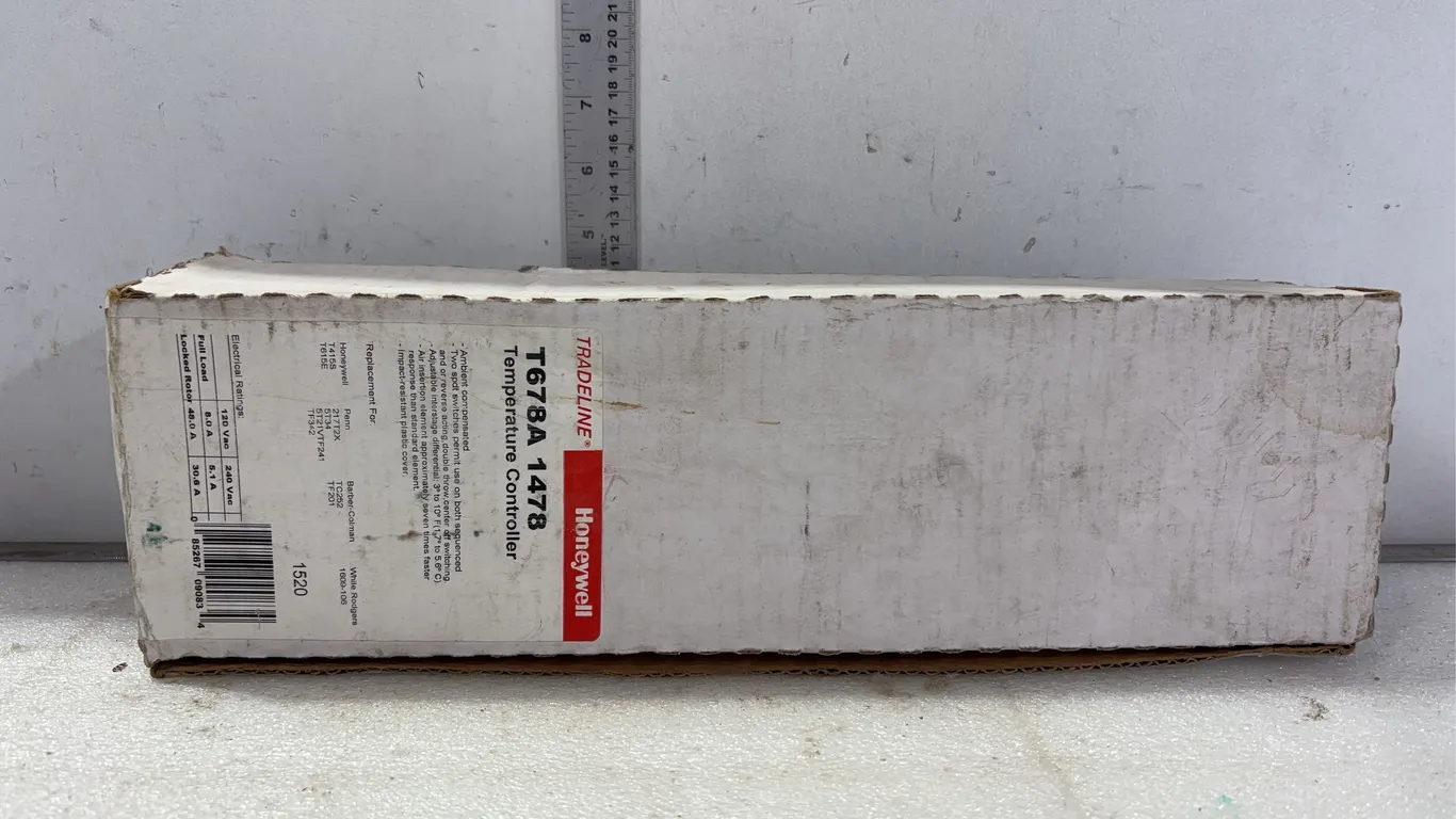 Honeywell Temperature Controller, PT# T678A1478 with Original Box *Unreserved*