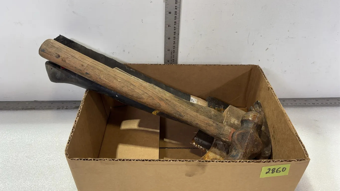 1 - Box of Assorted Hammers and Axes, approx. 4 Units *Unreserved*