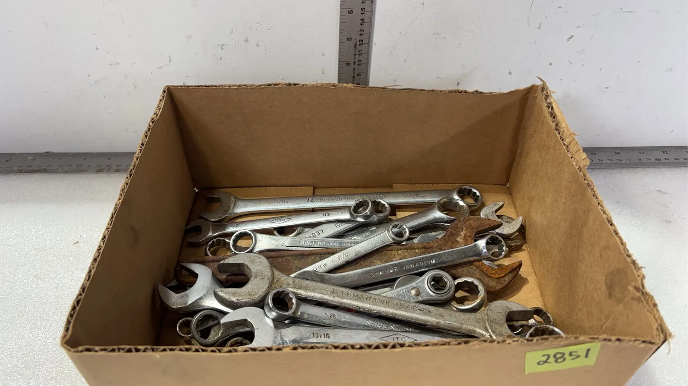 1 - Box of Assorted Wrenches, approx. 26 pce, Imperial *Unreserved*