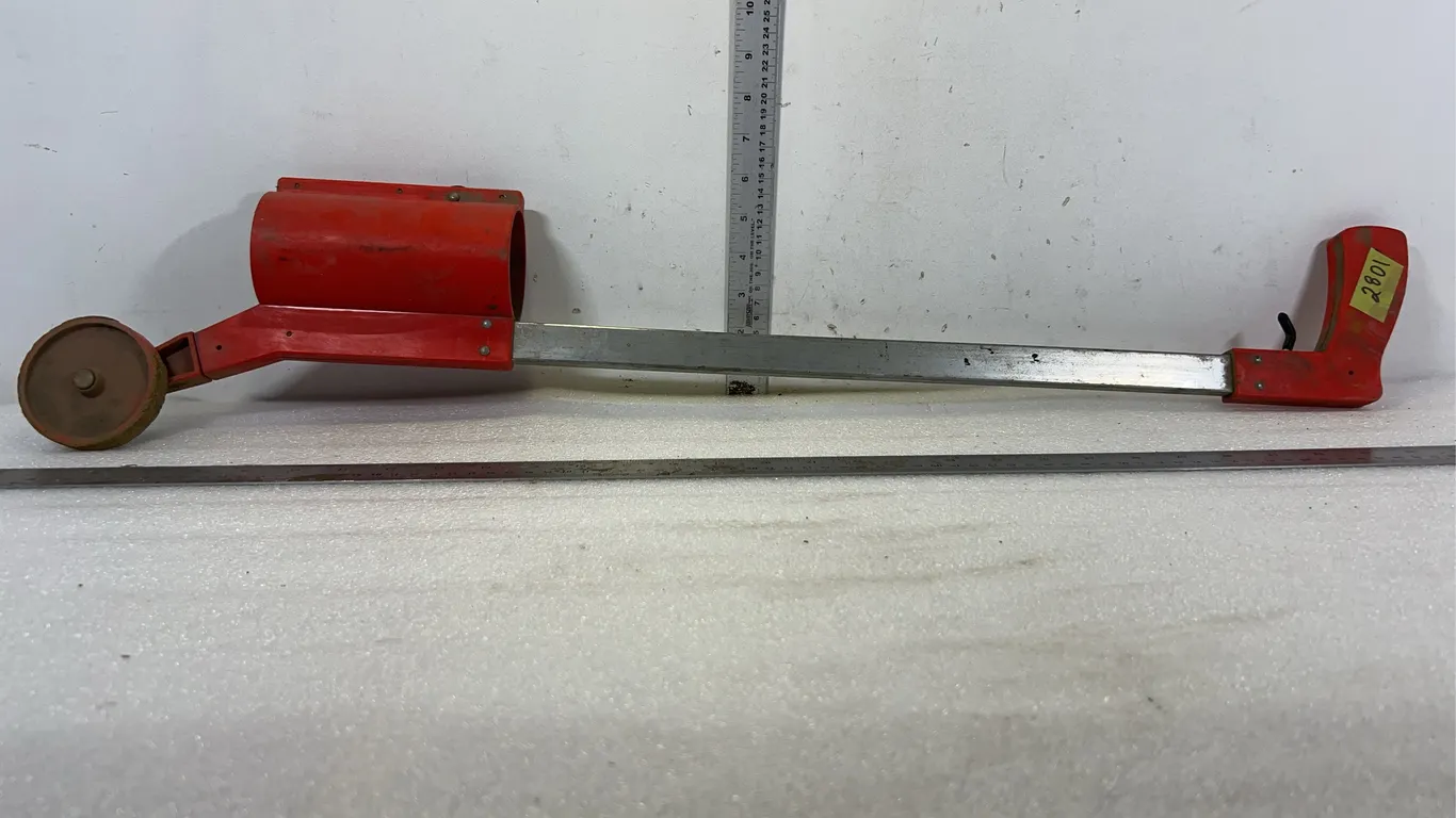 Kryon Quik Mark Wheeler Hand Held Marking Wand, approx. 35" in Length *Unreserved*