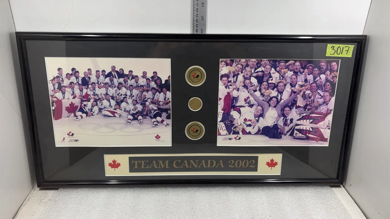 Team Canada 2002 Framed photograph, Approx 27"x13", *Unreserved*
