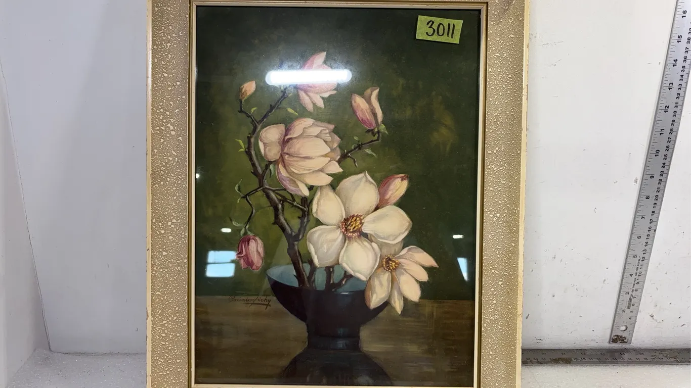 Framed Flower picture, Approx 19"x15", *Unreserved*
