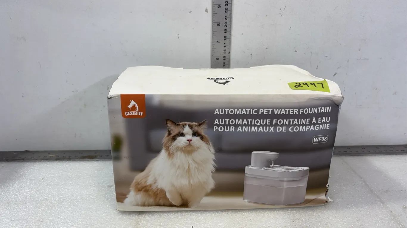 Patpet Brand Automatic Pet water fountain, Approx 10"x6", *Unreserved*
