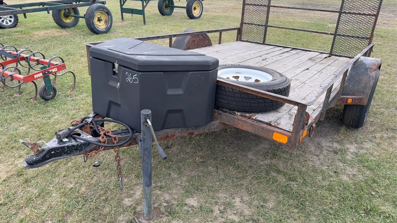 2004 D-line Utility Trailer Approx. 8' x 10' *Unreserved*