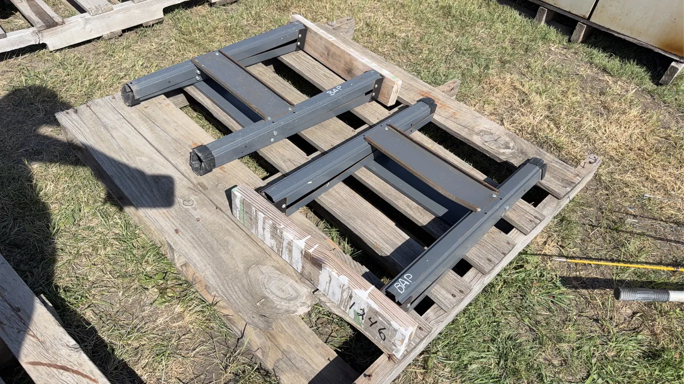2 Saw Horses, approx 1'8"x2'3", *Unreserved*