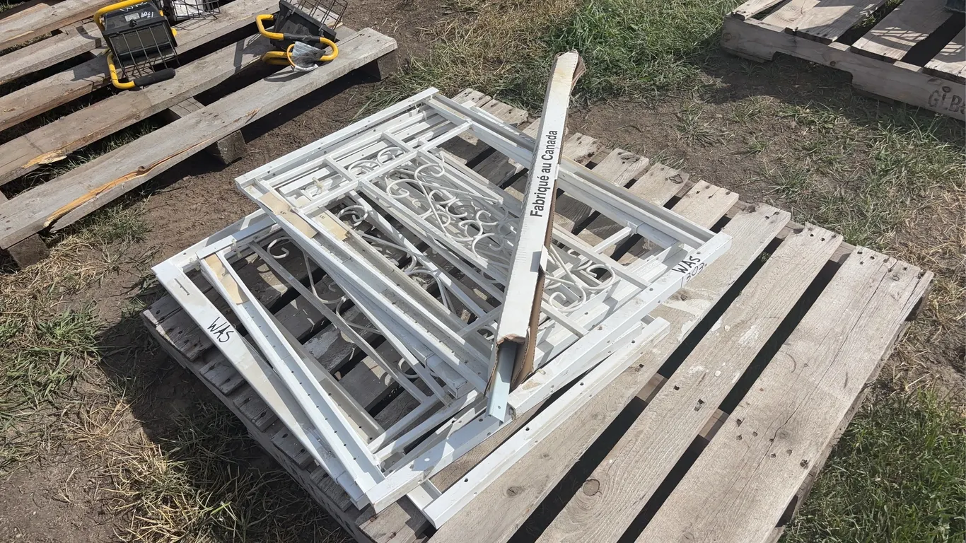 Window Security bars, approx 2'9" x 1'9", approx 5, *Unreserved*