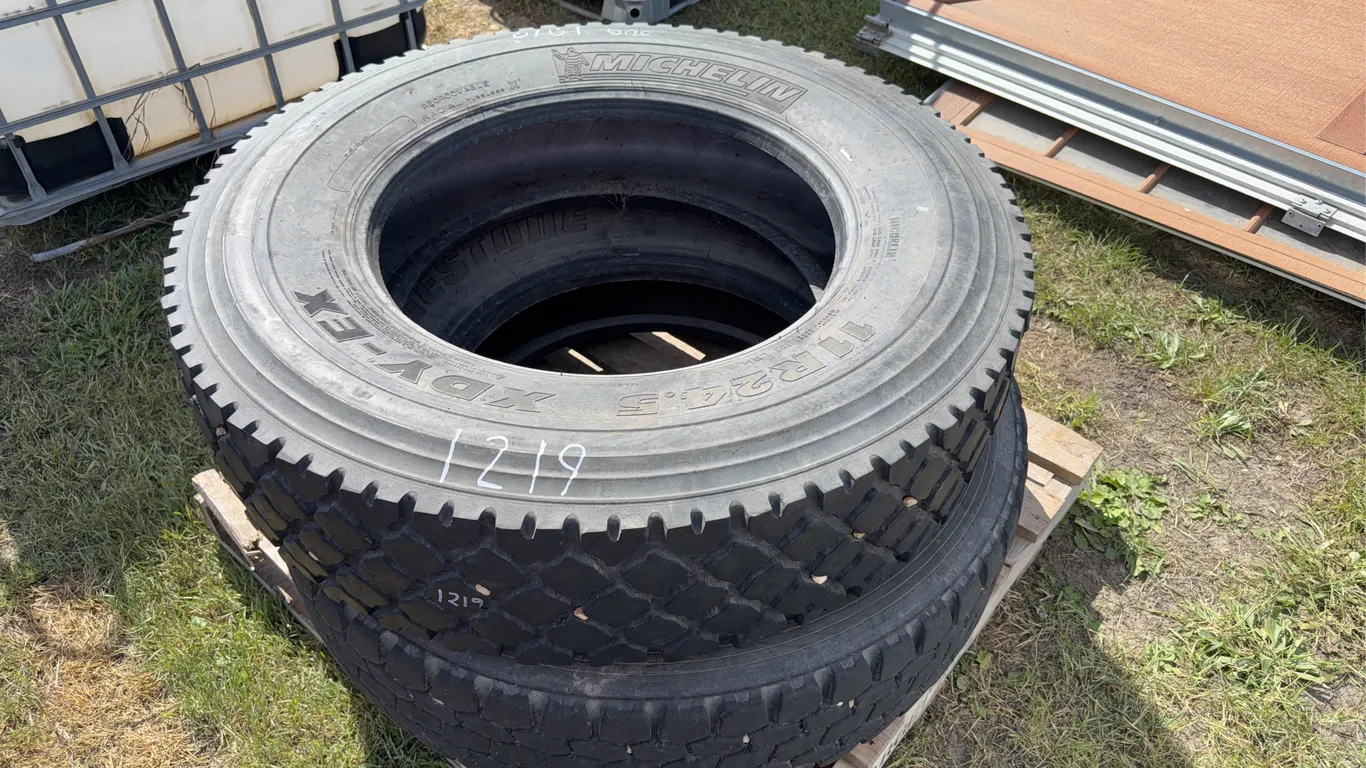 2 +- Michelin 11R24.5 Tires (2), *Unreserved*
