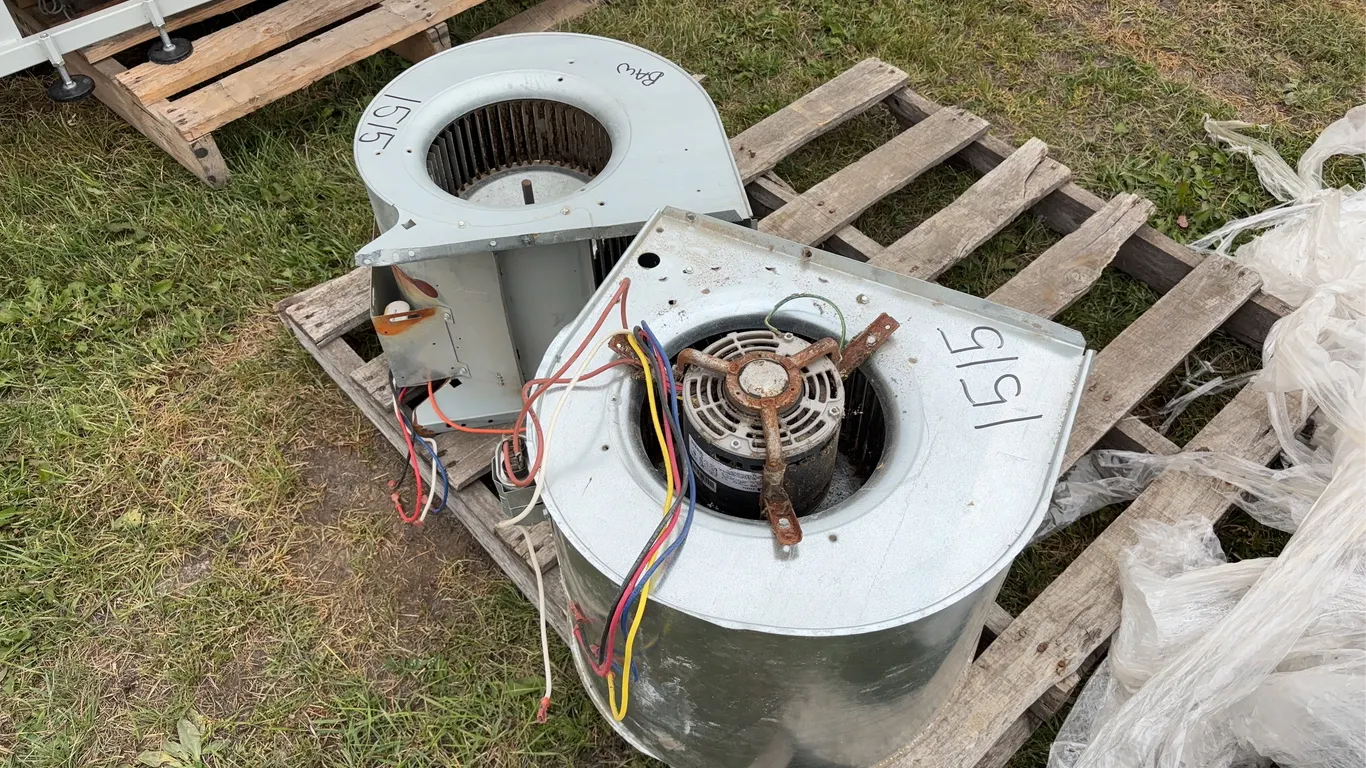 2 Heater fan motors, *Unreserved*