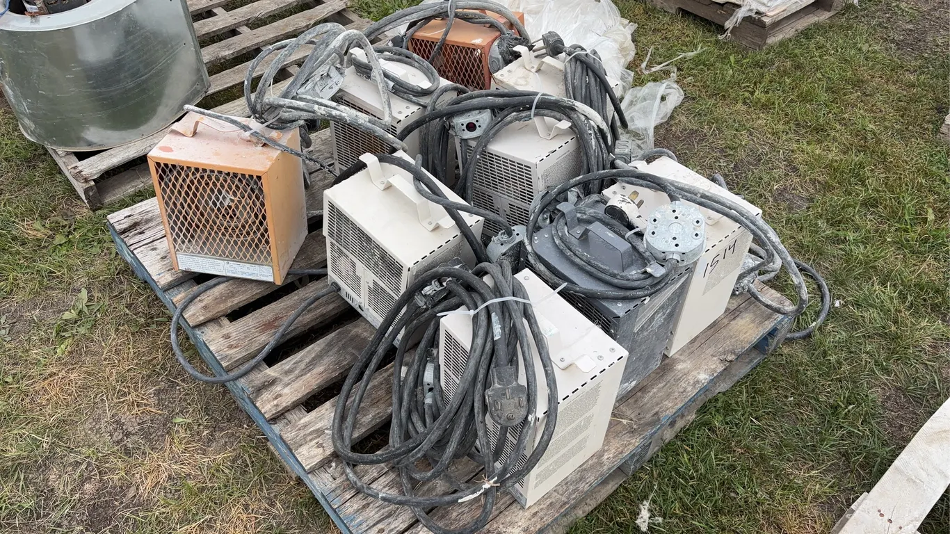 Pallet of Industrial Area heaters, *Unreserved*