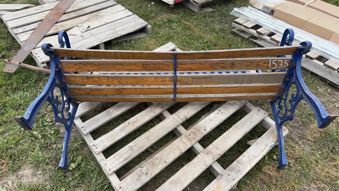 Cast Iron Garden Bench w/ wood slats for seat, approx 50"w x 32" h x 26" d, *Unreserved*