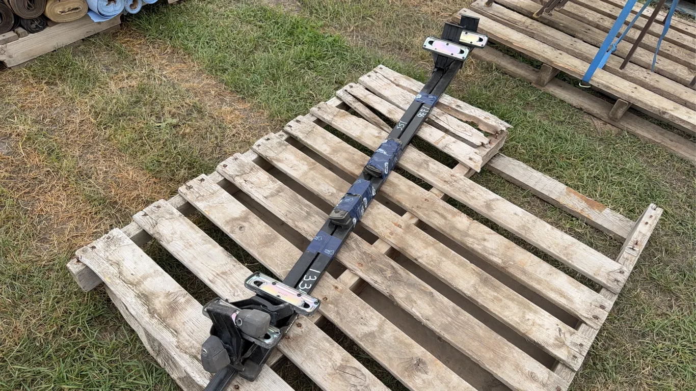 Set of Roof Rails, *Unreserved*