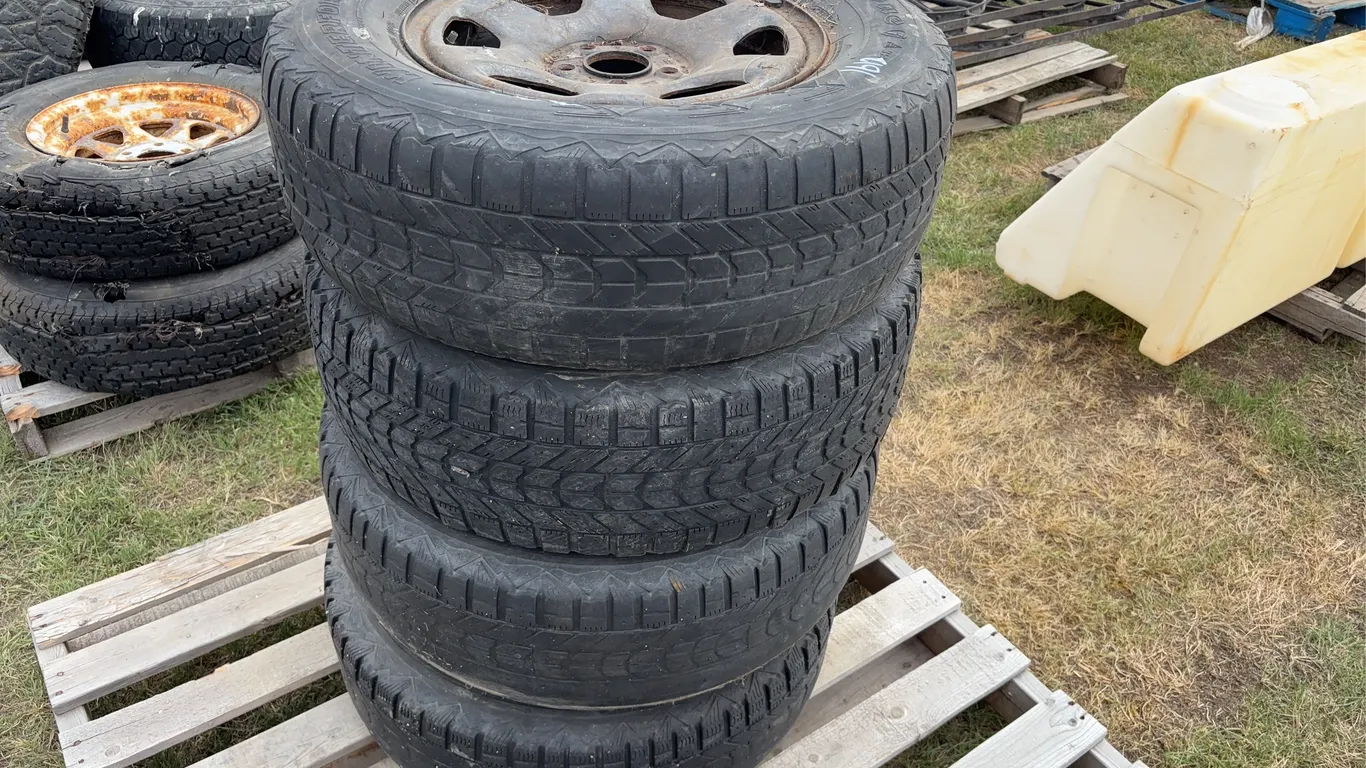 4 - Firestone P235/70R16 Tires on 5 Bolt Rims ( 5x135 Rims ) *Unreserved*