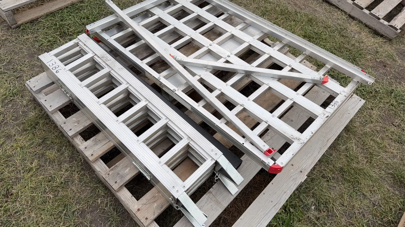 Aluminum Scooter Carrier (approx 4'x30") for hitch w/ ramp approx 41"x10", *Unreserved*