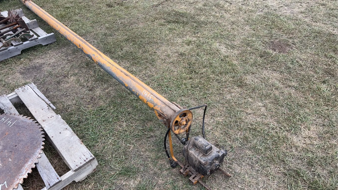 Auger, approx 12', 3", *Unreserved*